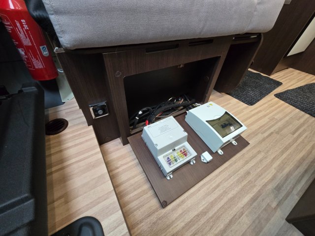 Benimar Tessoro 494 - Photo 24