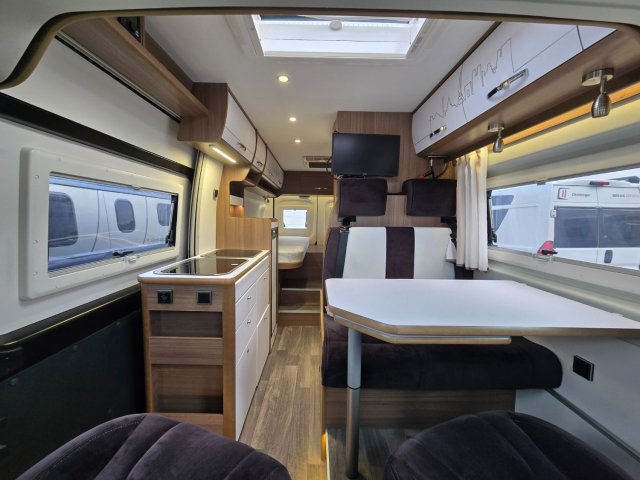 Bravia Swan 636 mobil - Photo 13