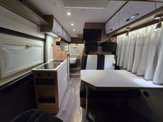 Bravia Swan 636 mobil - Photo 14