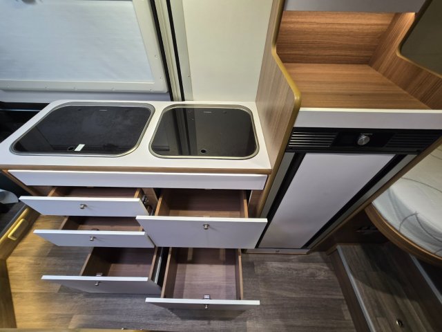 Bravia Swan 636 mobil - Photo 21