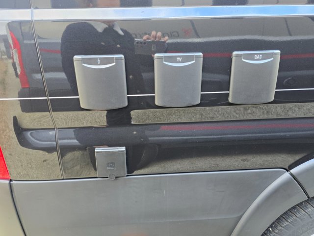 Bravia Swan 636 mobil - Photo 34