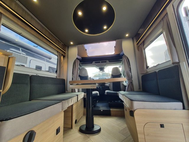 Challenger 250 graphite edition - Photo 8