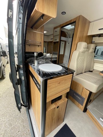 Font Vendome Leader Camp Elegance 2.2 L 140 CV - Photo 4
