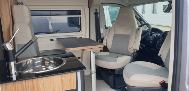 Font Vendome Leader Camp Confort Boite Auto 140 CV - Photo 6