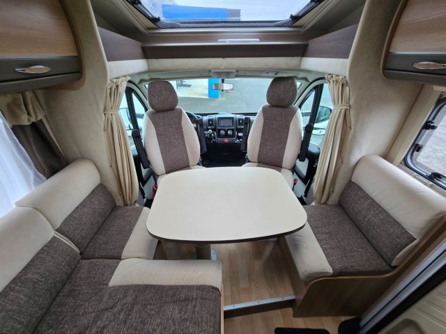 Rapido 691 - Photo 9