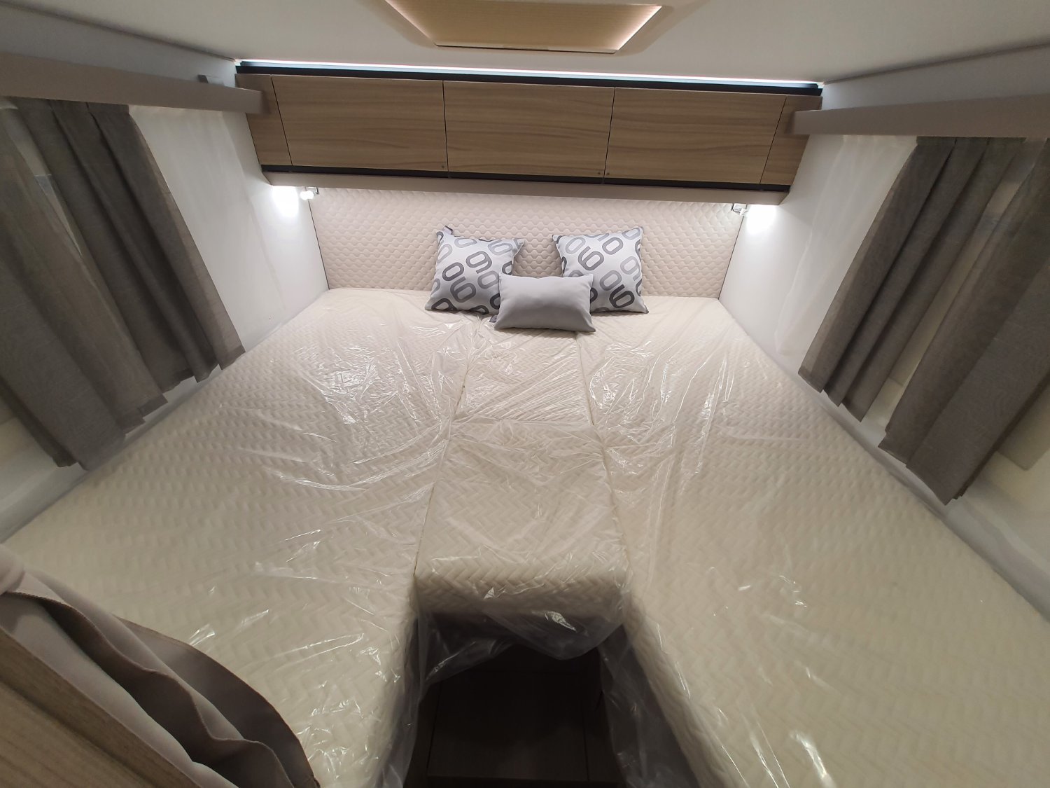 Adria Compact DL 60eme Anniversaire 