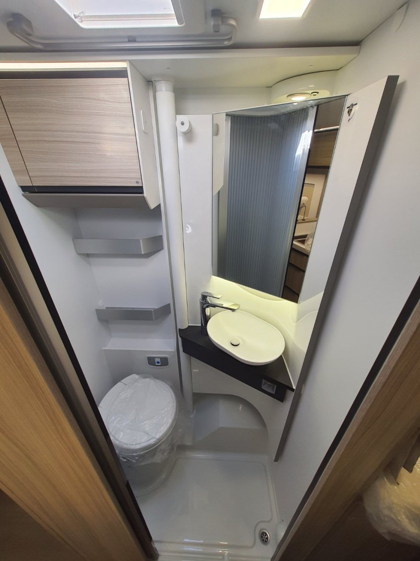 Adria Compact DL 60eme Anniversaire 