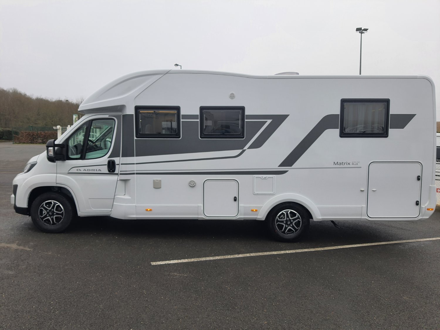 Adria Matrix Plus 670 DC 