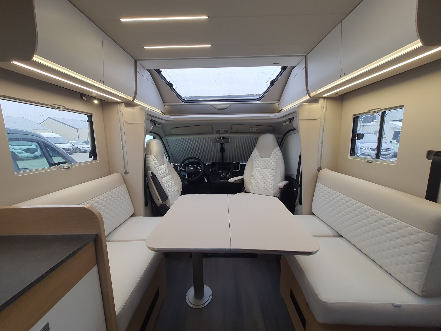 Adria Matrix Plus 670 DC 