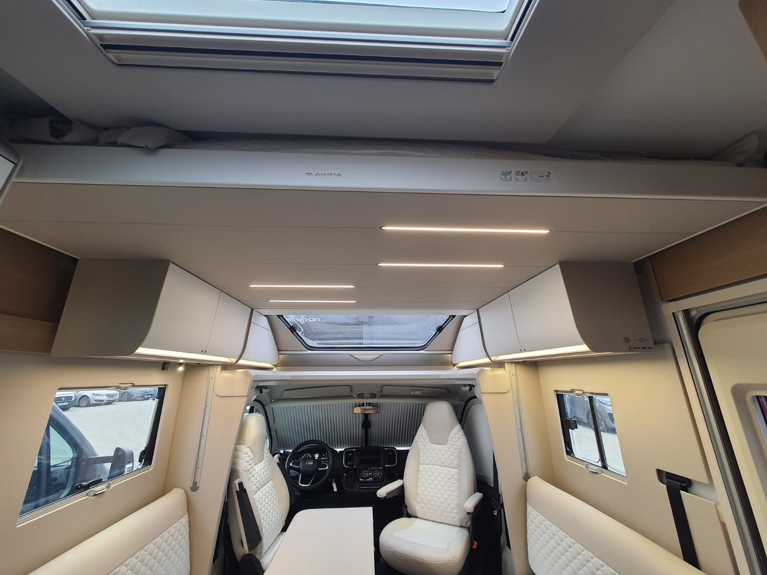 Adria Matrix Plus 670 DC 