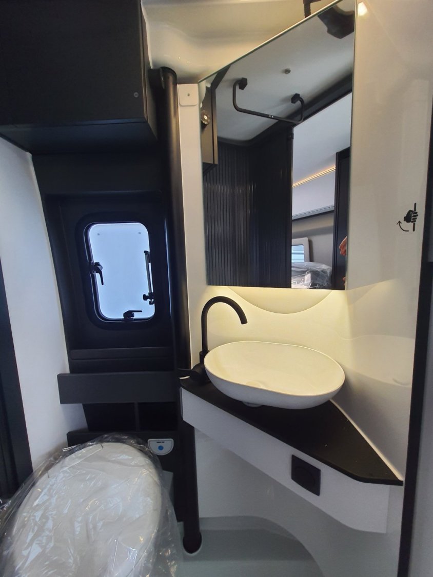 Adria Twin Sports 640 SGX 