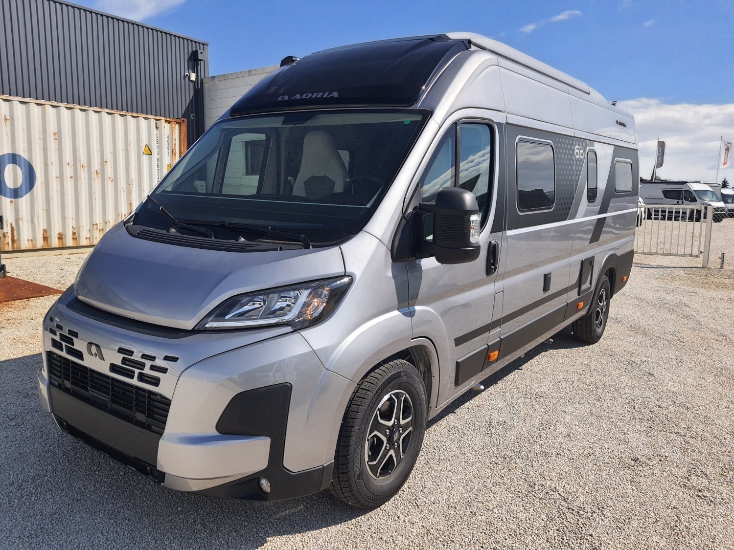 Adria Twin Sports 640 SGX 60e anniversaire 