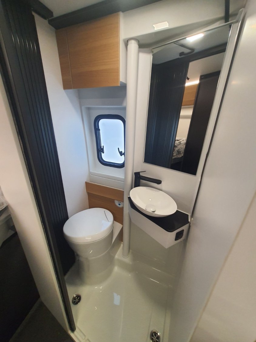 Adria Twin Sports 640 SGX 60e anniversaire 