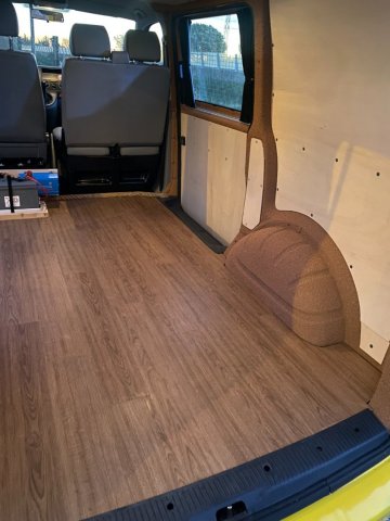 Volkswagen T5 BALI - Photo 2