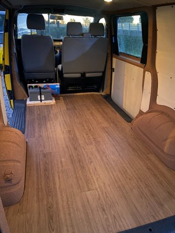 Volkswagen T5 BALI - Photo 4