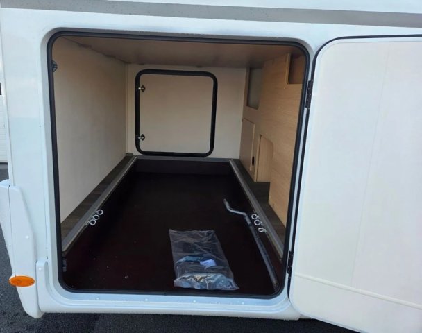 Sunlight V 67S VAN - Photo 2