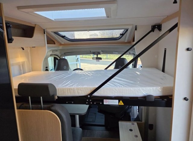 Sunlight V 67S VAN - Photo 8