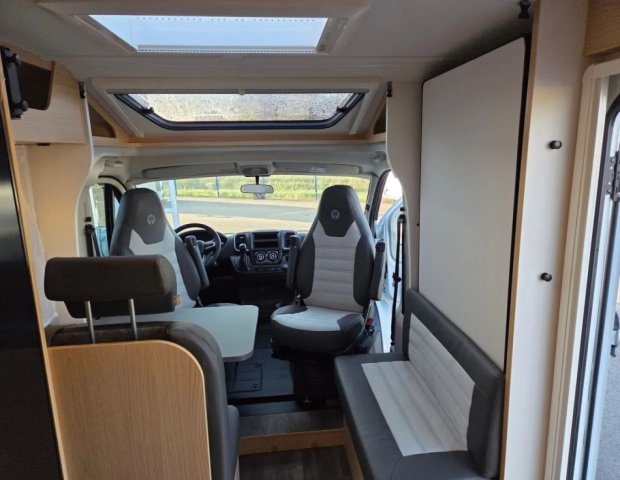 Sunlight V 67S VAN - Photo 10
