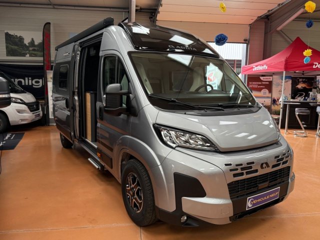 Adria Twin 640 SGX PACK ANNIVERSAIRE BOITE AUTO 