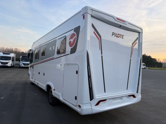 Pilote G 720 FC G720 BOITE AUTOMATIQUE - Photo 2