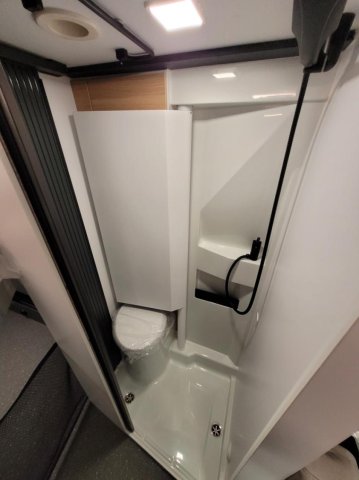 Adria Twin 640 SGX 60Y - Photo 5