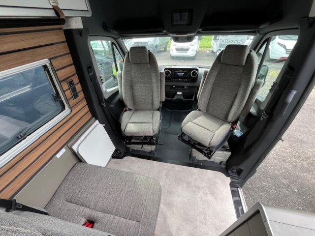 Hymer Camper Vans / Hymercar Grand Canyon S - Photo 4