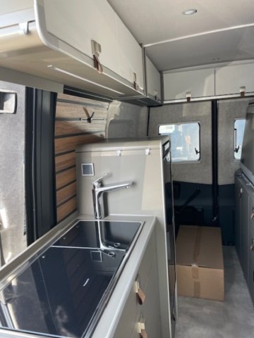 Hymer Camper Vans / Hymercar Grand Canyon S NOUVEAU 4X4 - Photo 2