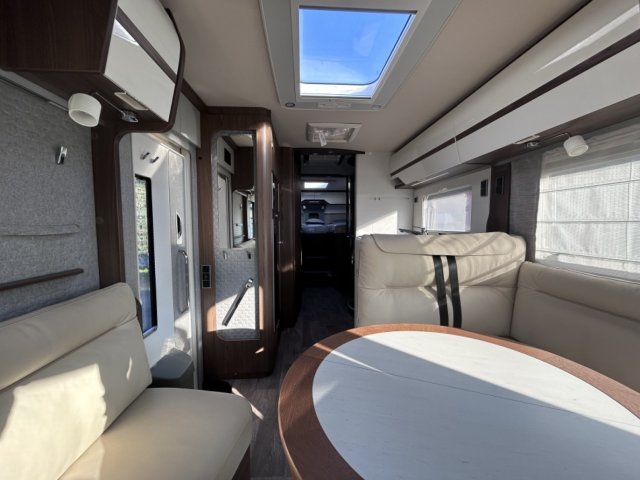 Hymer Classe-B MasterLine I 880 BMLI - Photo 9