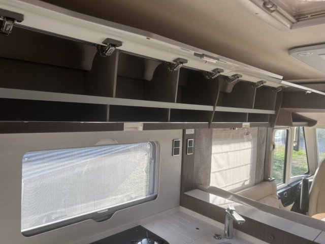 Hymer Classe-B MasterLine I 880 BMLI - Photo 11