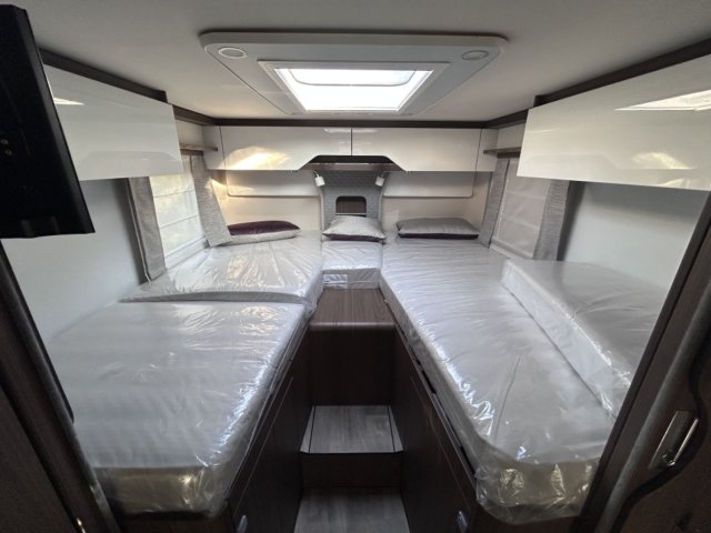 Hymer Classe-B MasterLine I 880 BMLI - Photo 12