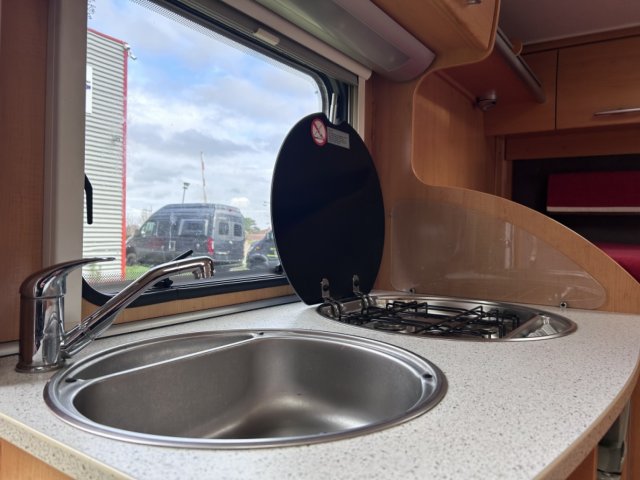 Hymer Van 572 - Photo 4
