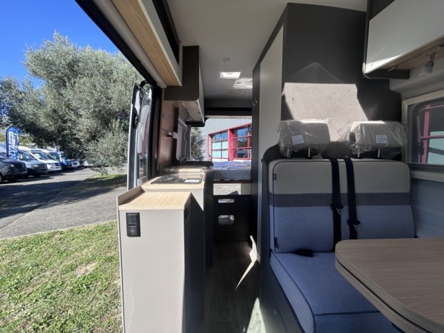 LMC Innovan 590 New Edition BOITE AUTOMATIQUE - Photo 14