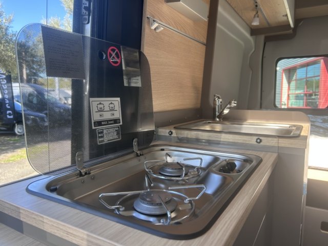 LMC Innovan 590 - Photo 13