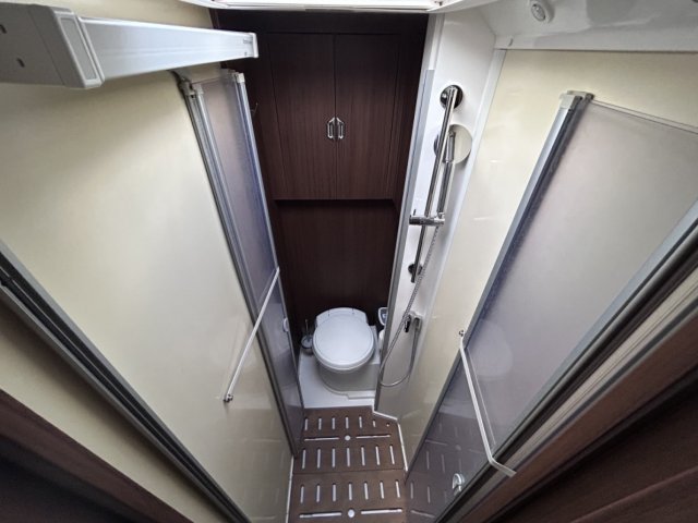 Niesmann+Bischoff Arto 66 F - Photo 3