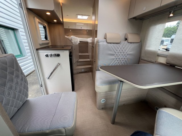 Burstner Lineo T 620 G Automatique prêt a partir - Photo 10