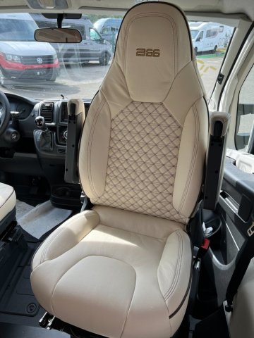 Burstner Lyseo Td 690 B66 NOUVEAUTE 2026 - Boite auto - Prix - Equipé - - Photo 24