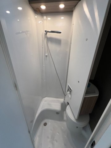 Burstner Travel Van T 620 G 160cv BOITE AUTOMATIQUE AT9 TRES BEL ETAT - Photo 37