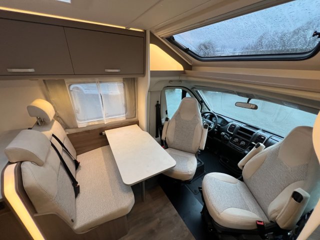 Carado T 135 Pro Finition + **Equipement complet** Prêt a partir - Photo 23