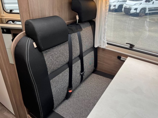 Carado V 132 Pro + Clim - TV - Etat neuf - Photo 31