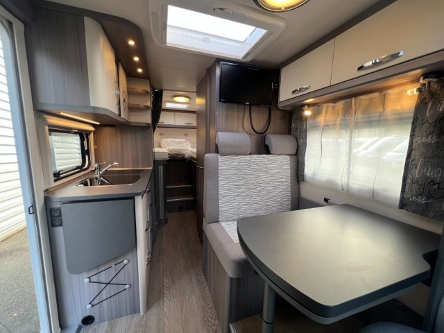 Hobby Optima Ontour Edition V 65 GE Etat neuf- Equipé - Prêt a partir - Photo 34