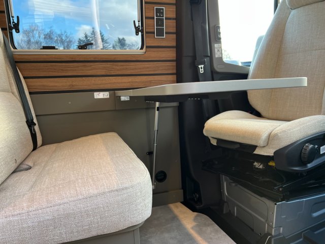 Hymer Camper Vans / Hymercar Grand Canyon S 700 4x4 190ch 4T1 - Photo 54