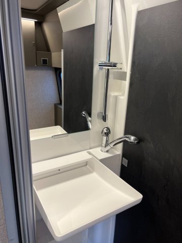 Hymer Camper Vans / Hymercar Grand Canyon S 700 4x4 190ch 4T1 - Photo 63