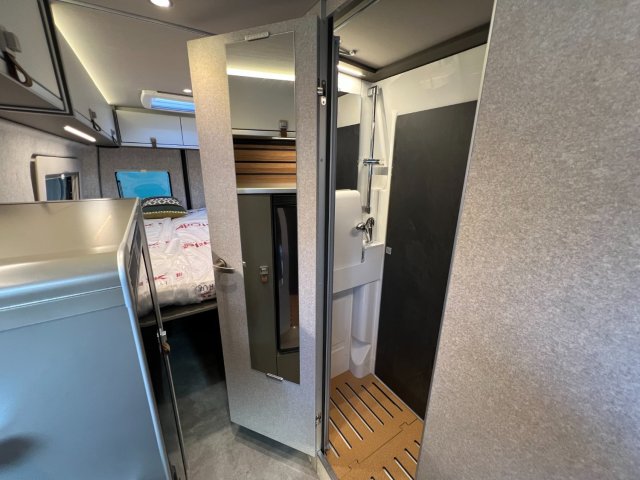 Hymer Camper Vans / Hymercar Grand Canyon S 700 4x4 190ch 4T1 - Photo 61