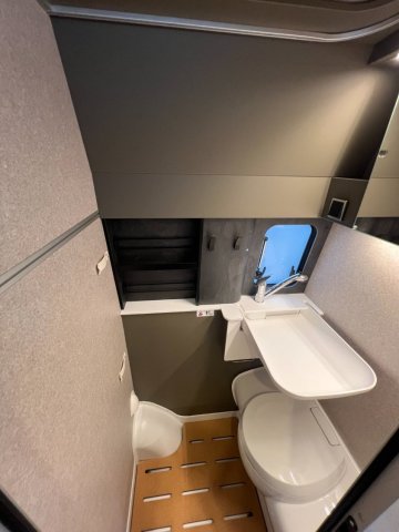 Hymer Camper Vans / Hymercar Grand Canyon S Crossover - Photo 54