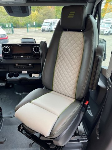 Hymer Camper Vans / Hymercar Grand Canyon S Crossover - Photo 45