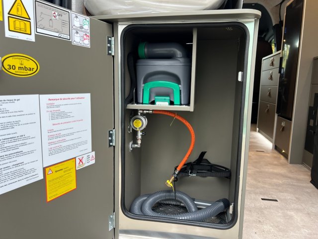 Hymer Camper Vans / Hymercar Grand Canyon S Crossover - Photo 14