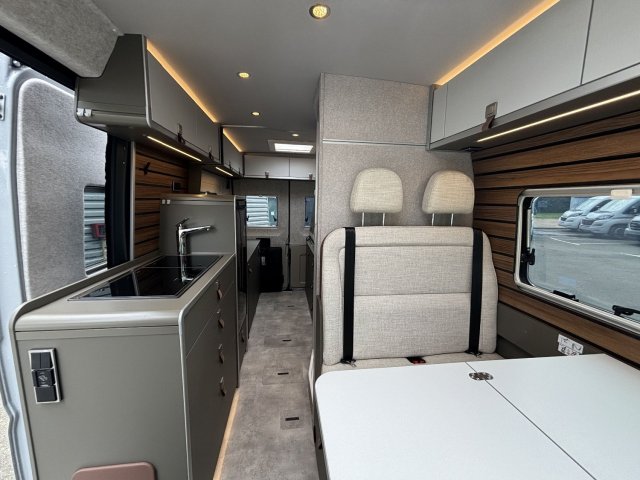 Hymer Camper Vans / Hymercar Grand Canyon OFFRE DESTOCKAGE -17000 € - Photo 9