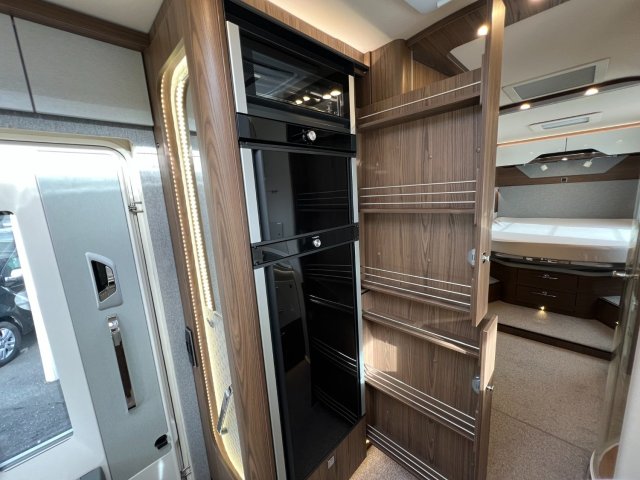 Hymer Classe-B MasterLine I 890 ETAT NEUF A SAISIR - Photo 61