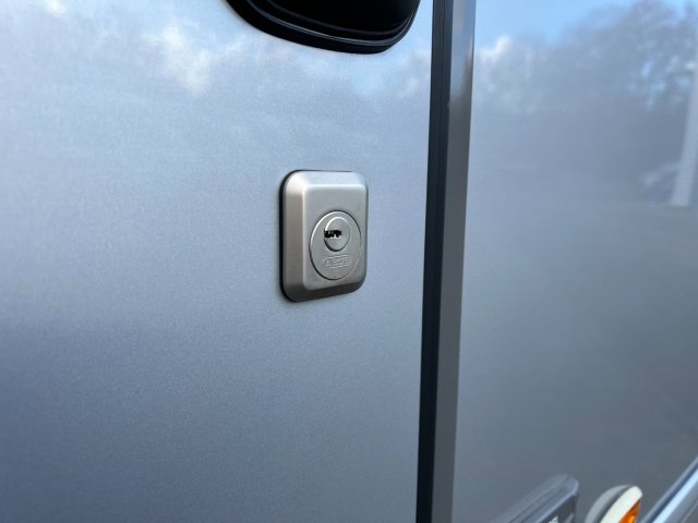 Hymer Classe-B MasterLine I 890 ETAT NEUF A SAISIR - Photo 8