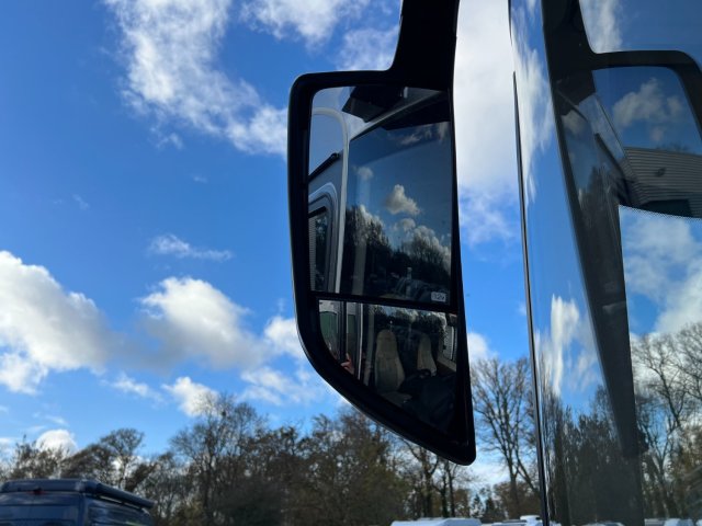 Hymer Classe-B MasterLine I 890 ETAT NEUF A SAISIR - Photo 7